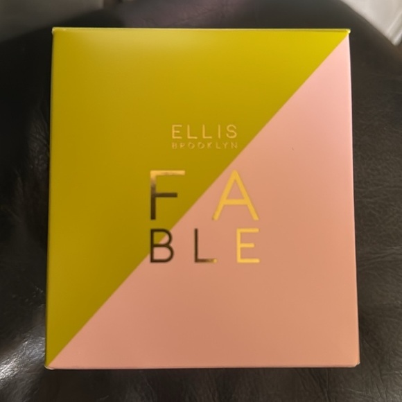 ELLIS BROOKLYN FABLE Scented Candle new in box - Picture 4 of 4